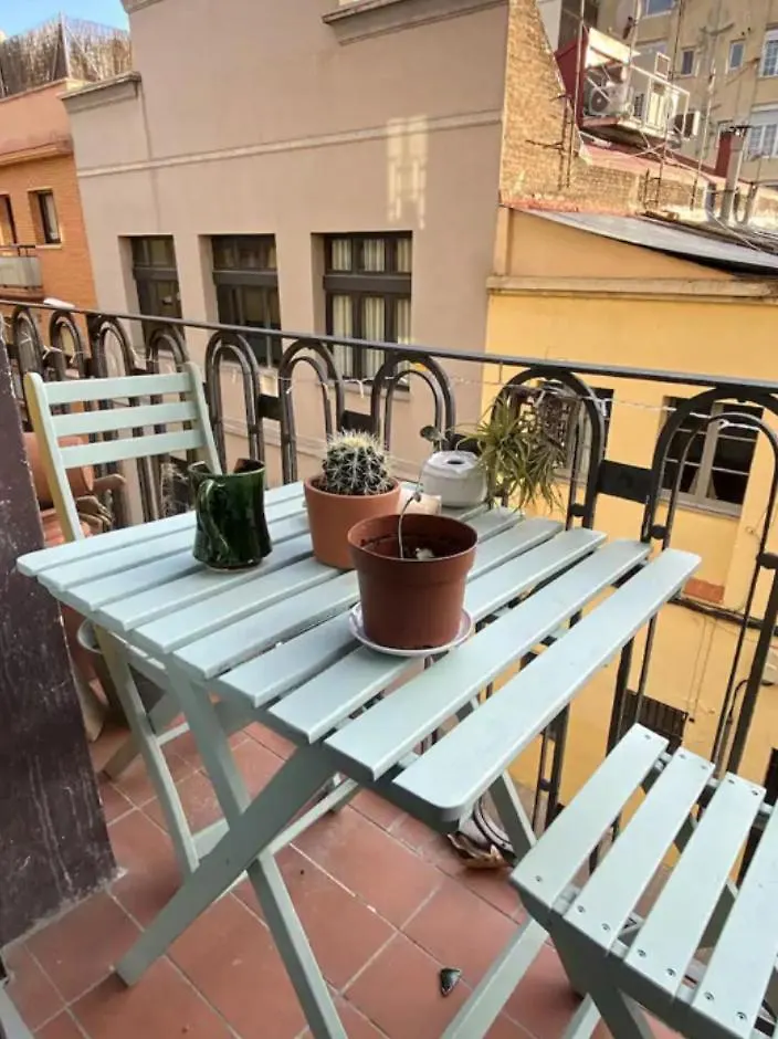 Poblenou Cozy Double Bedroom Barselona